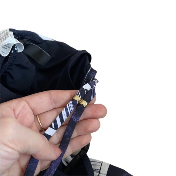 LA BLANCA One Piece Bali Hai Underwire Tummy-Control One-Piece Swimsuit Size 4 - Picture 9 of 11